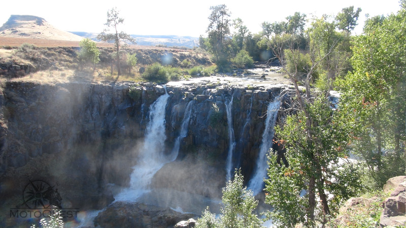 Waterfalls | MotoQuest 