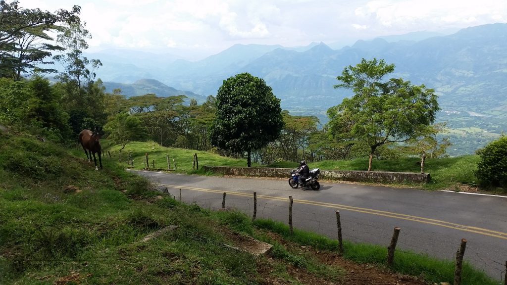 MotoQuest Colombian Road