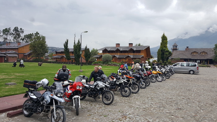 MotoQuest Ecuador Riders